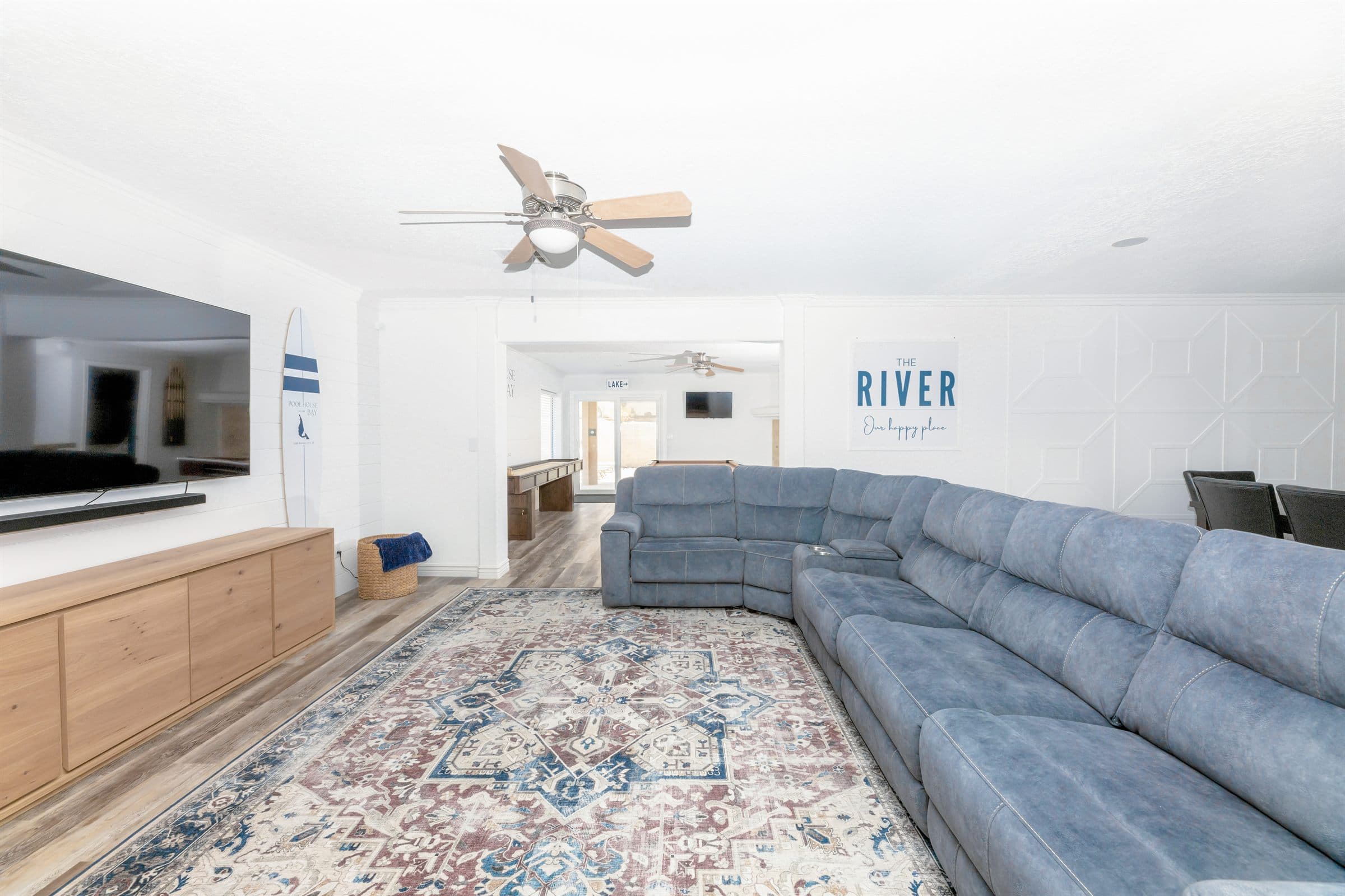 Great room with reclining couches