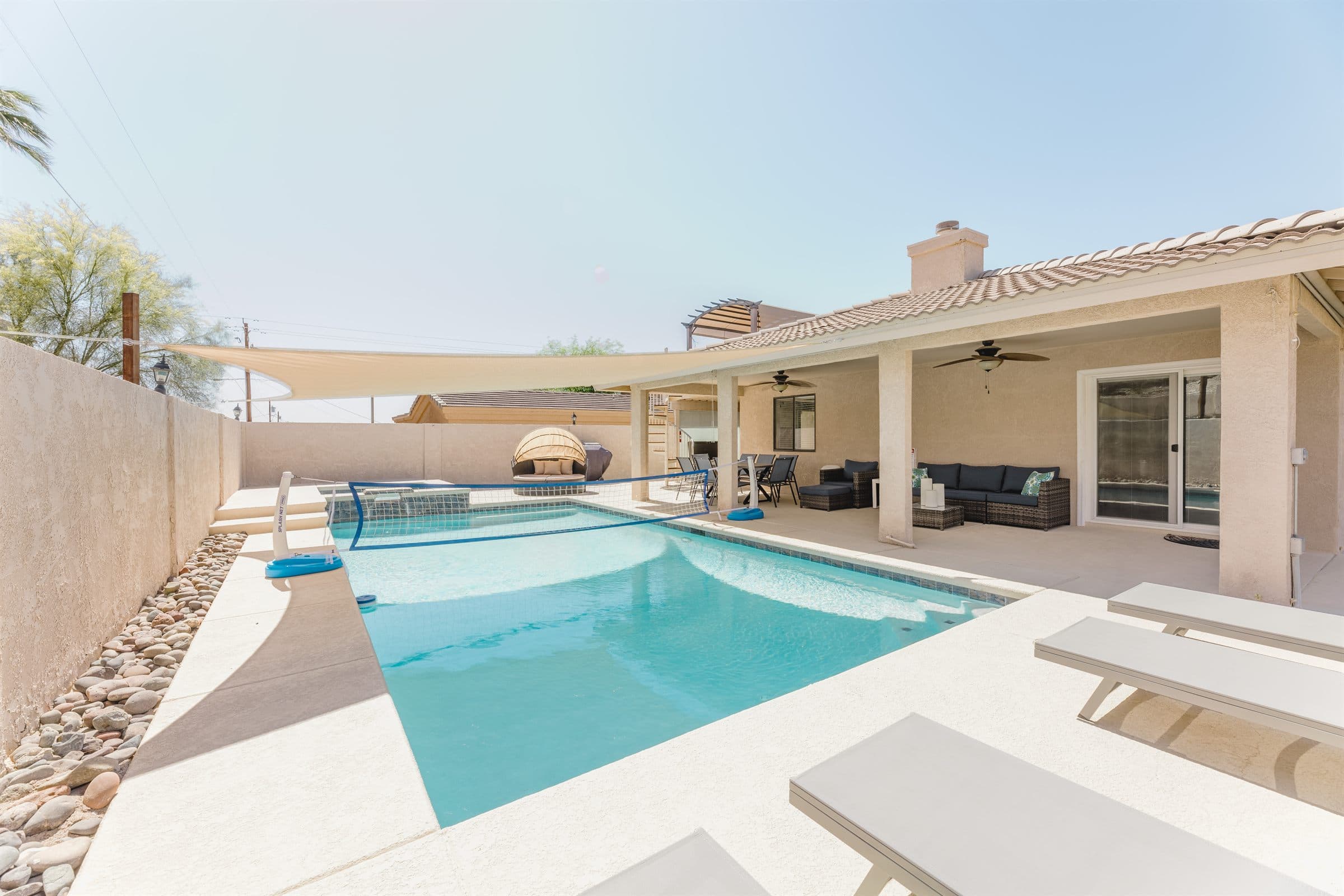 Pool and spa in the backyard